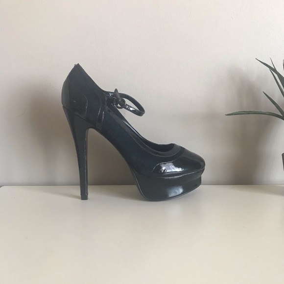 Platform Leather Heels - Picture 2 of 11